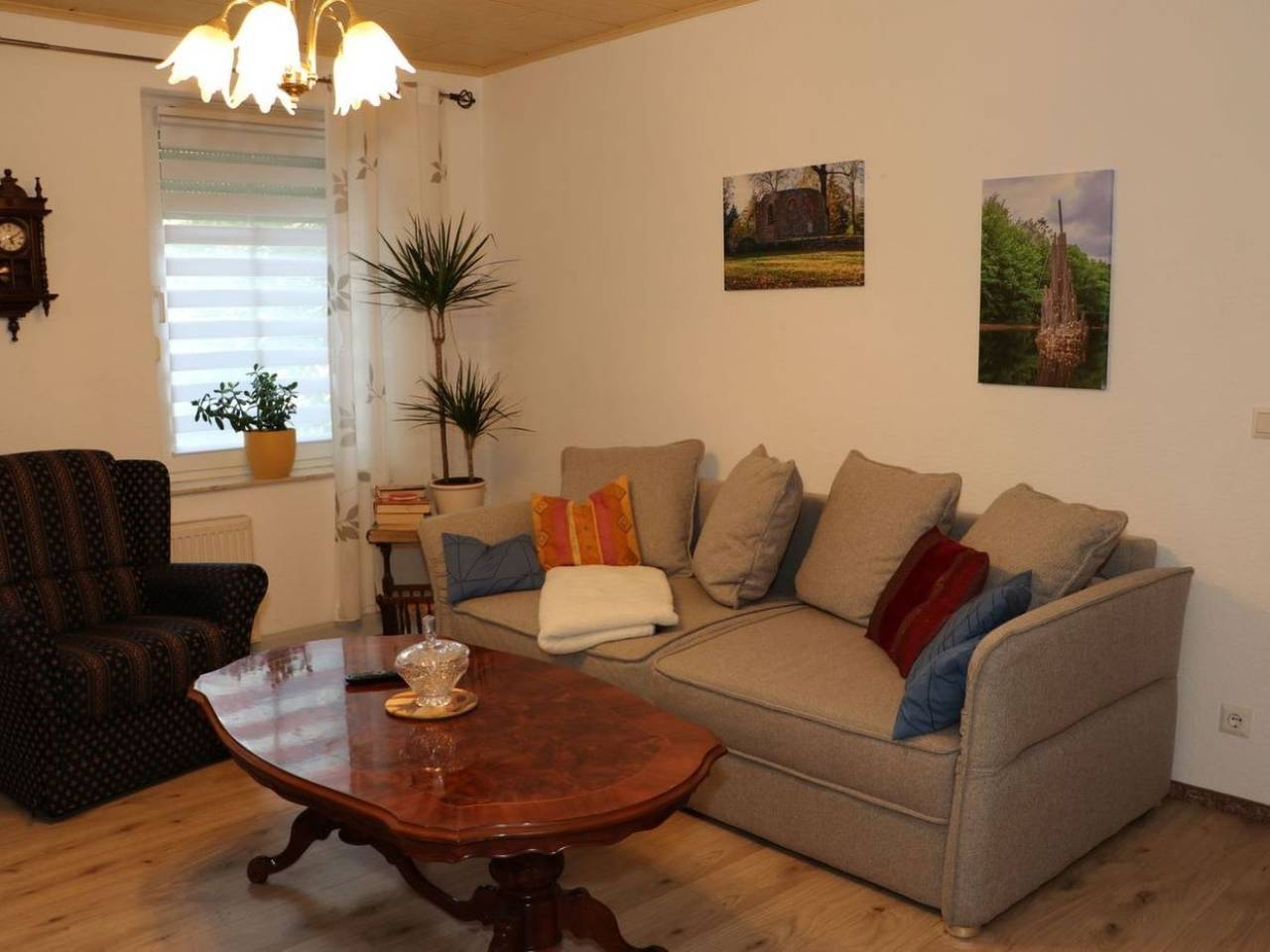 Ganze Wohnung, 2- Raum Ferienwohnung mit Parkplatz in Weißwasser (Oberlausitz), Lausitzer Seenland