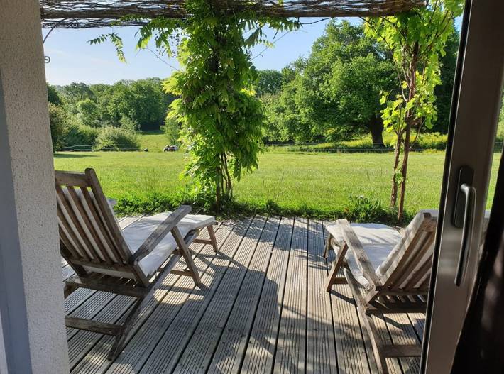 Gîte pour 2 personnes, avec jardin et piscine