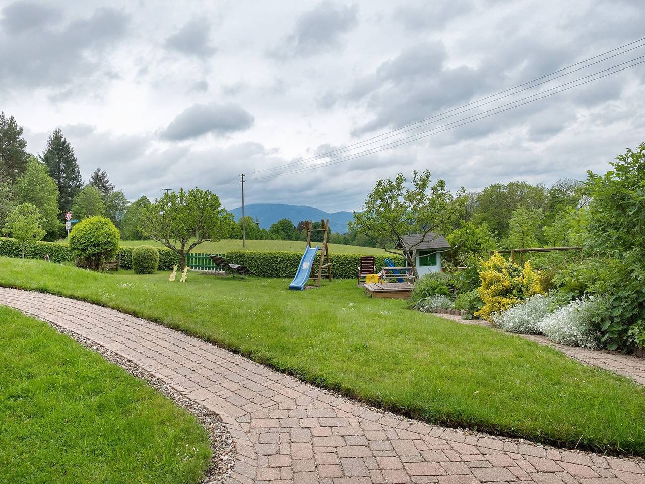 Ganze Ferienwohnung, Haus Scherer - Ferienwohnung Gartenblick, 42qm in Stegen, Südschwarzwald