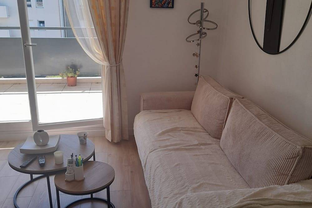 Entire apartment, Cosy apartment in Manosque, Parc naturel régional du Luberon