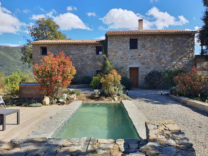 Chambre d’hôte pour 2 personnes, avec jacuzzi et jardin en Corse-du-Sud