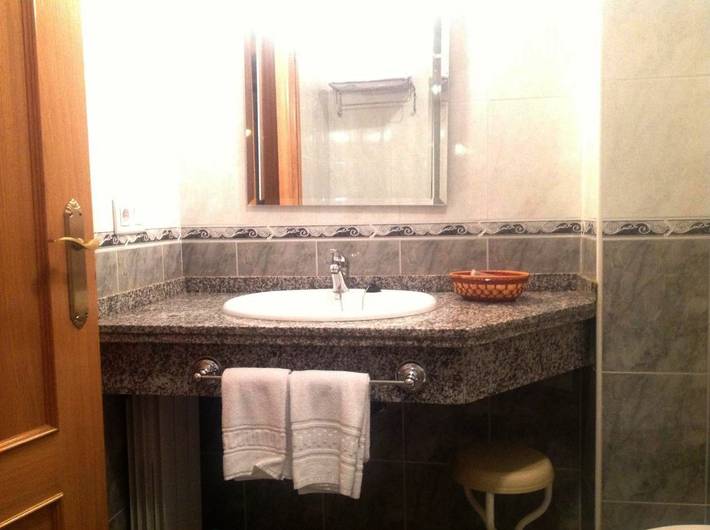 Maison d’hôte pour 3 personnes, avec Terrasse et Piscine à Villadangos del Páramo