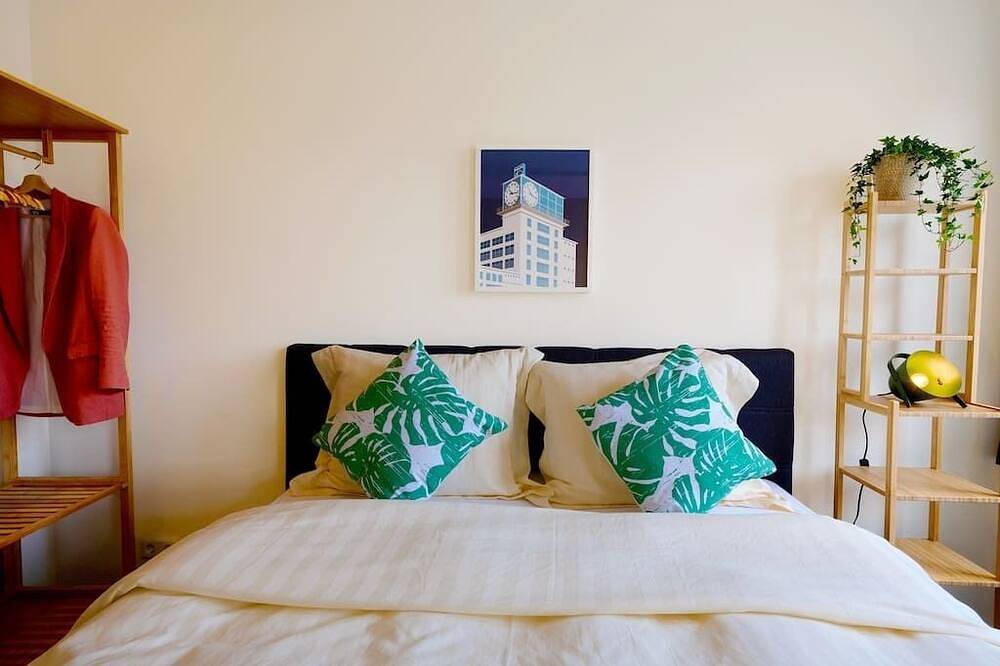 Ganze Wohnung, Stunning 45m2 Penthouse with Terrace (R-65-C) in Eindhoven, Nordbrabant