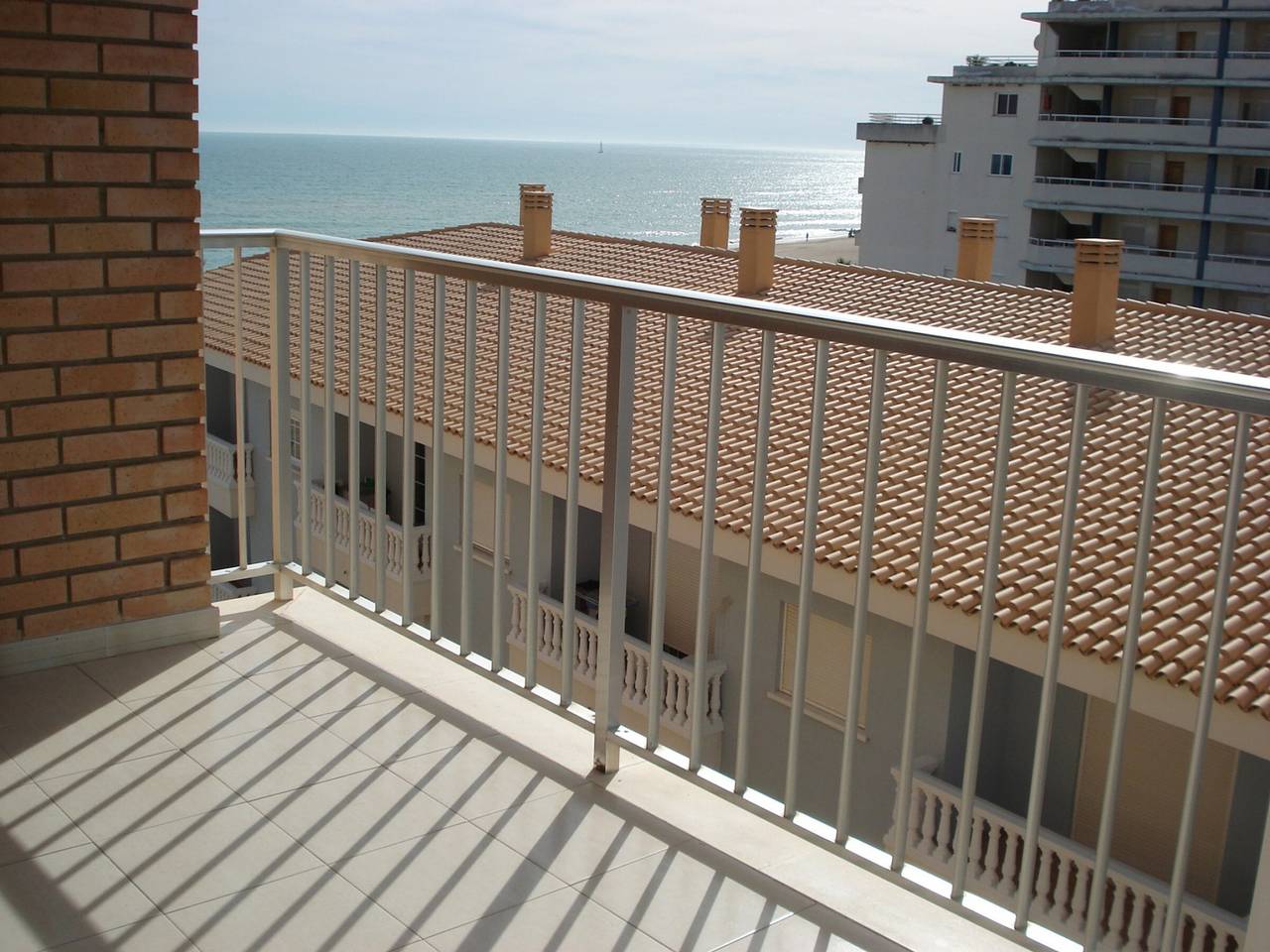 Appartamento intero, Cozy beachfront apartment with parking - Peñiscola in Peñíscola, Costa dell'Azahar