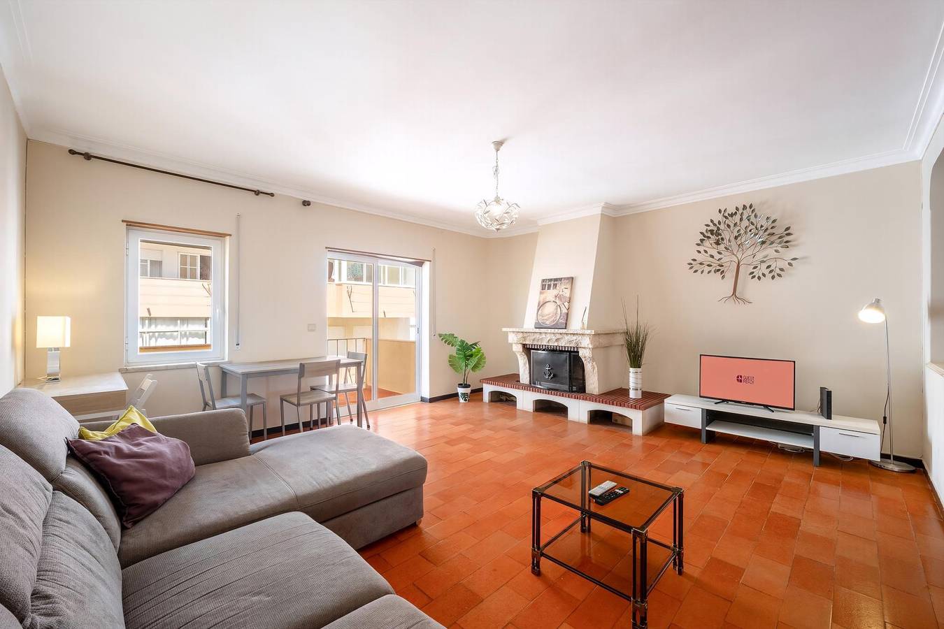 Ganze Wohnung, Ferienwohnung für 5 Personen in Alcabideche, Costa de Lisboa