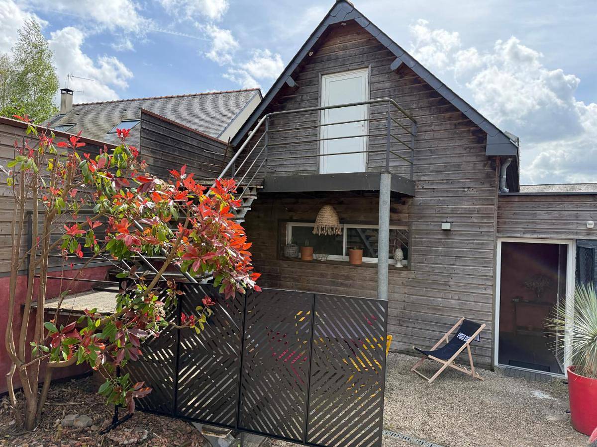 Charmante maison 2 Chambres à 10 mn d'Angers et 1h15 du Puy in Loire-Authion, Région d'Angers