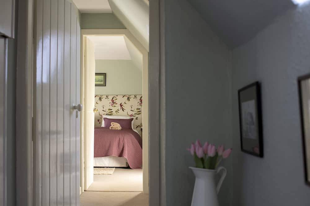 Sycamore Cottage - a traditional 2 bedroom stone cottage within the grounds of Arniston House in Edinburgh und Lothian