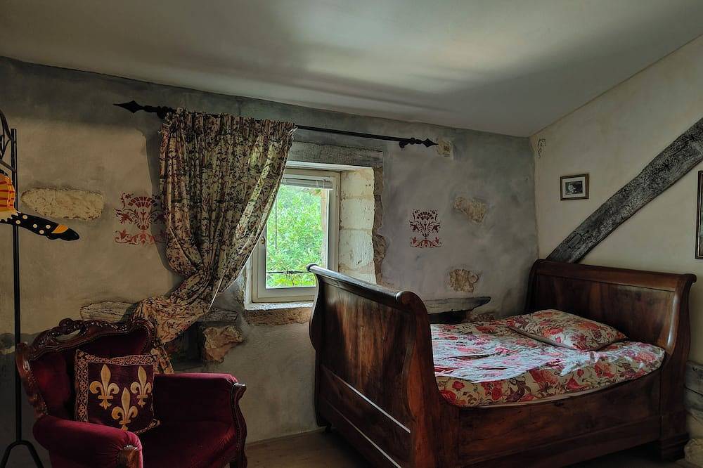 La Guest House du Château le But Proche de Périgueux au cœur du Périgord. in Léguillac-de-l'Auche, Périgord Blanc
