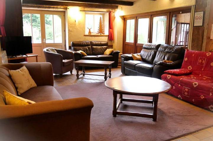 Gîte pour 15 personnes, avec terrasse à Taintrux - 4