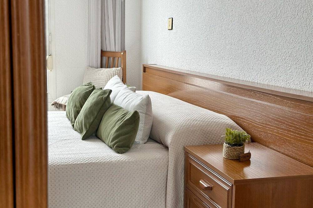 Entire apartment, Apt in Somo- La Escotilla 30017 in Somo, Ribamontán al Mar