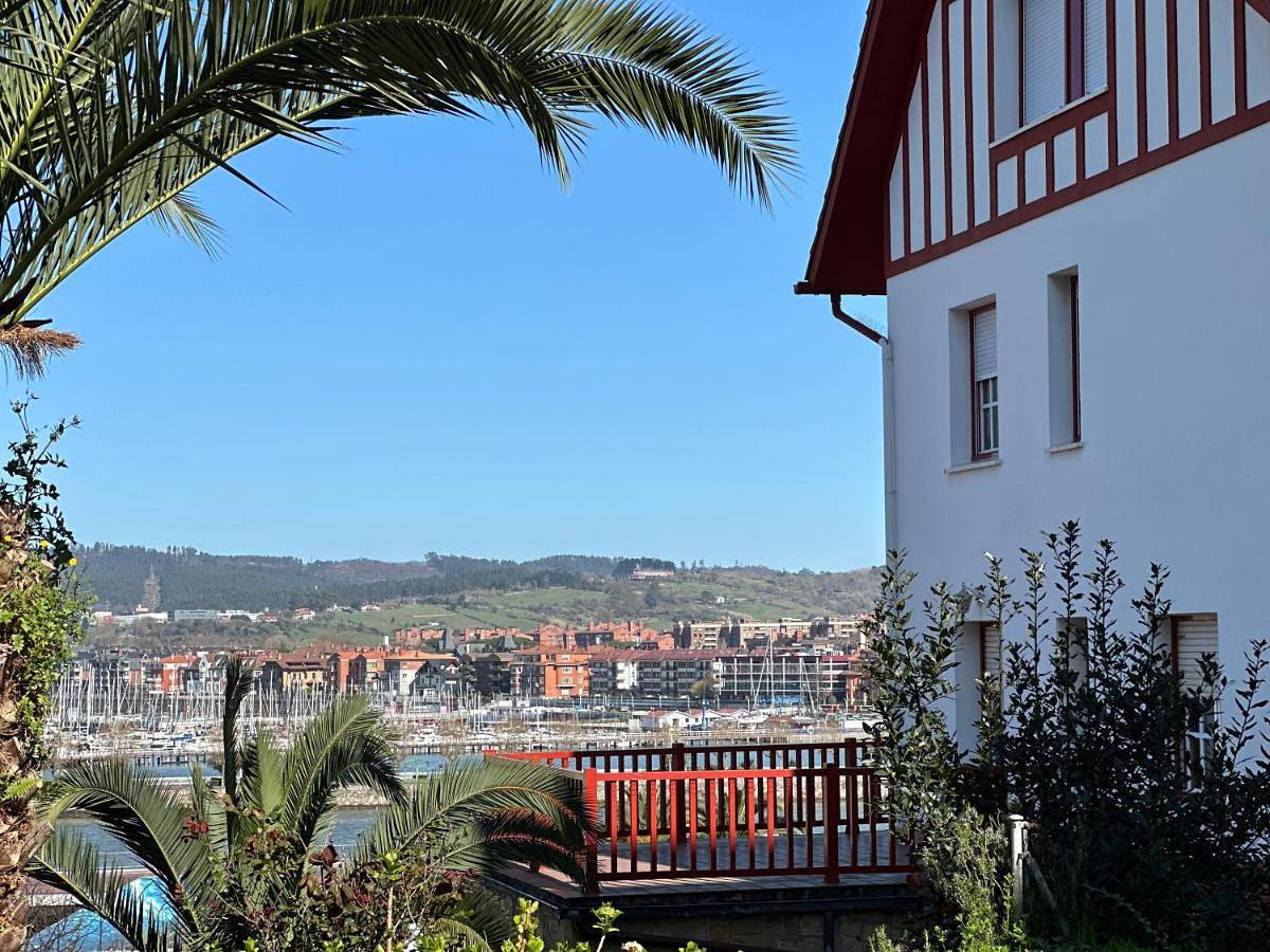 Apartamento entero, Apartamento con jardín y Parking en Santurce in Portugalete, Costa Vasca