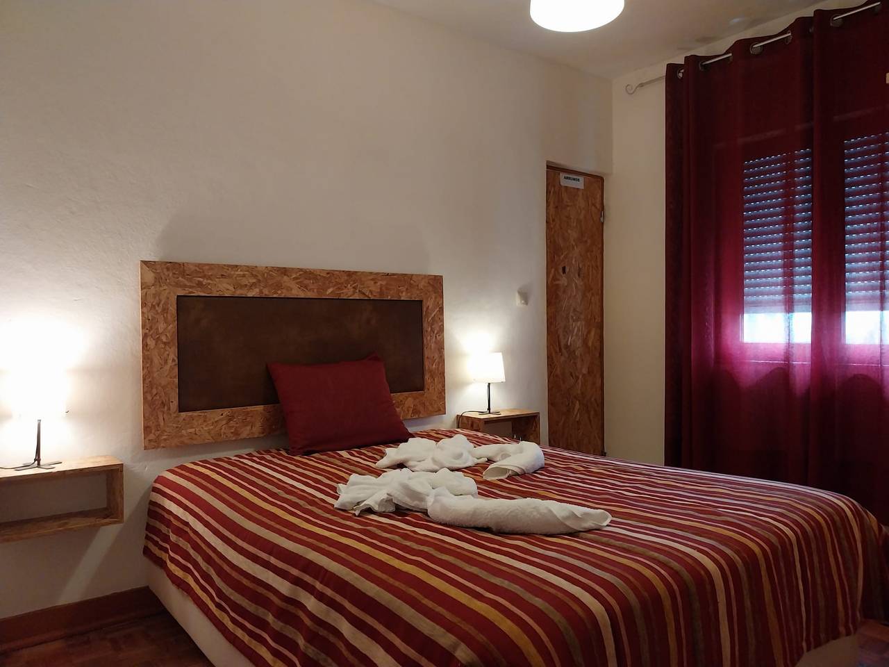 Apartamento inteiro, Huge 3 Bedrooms Balcony for 8 pax Serra Estrela in U. F. Seia, São Romão e Lapa dos Dinheiros, Seia