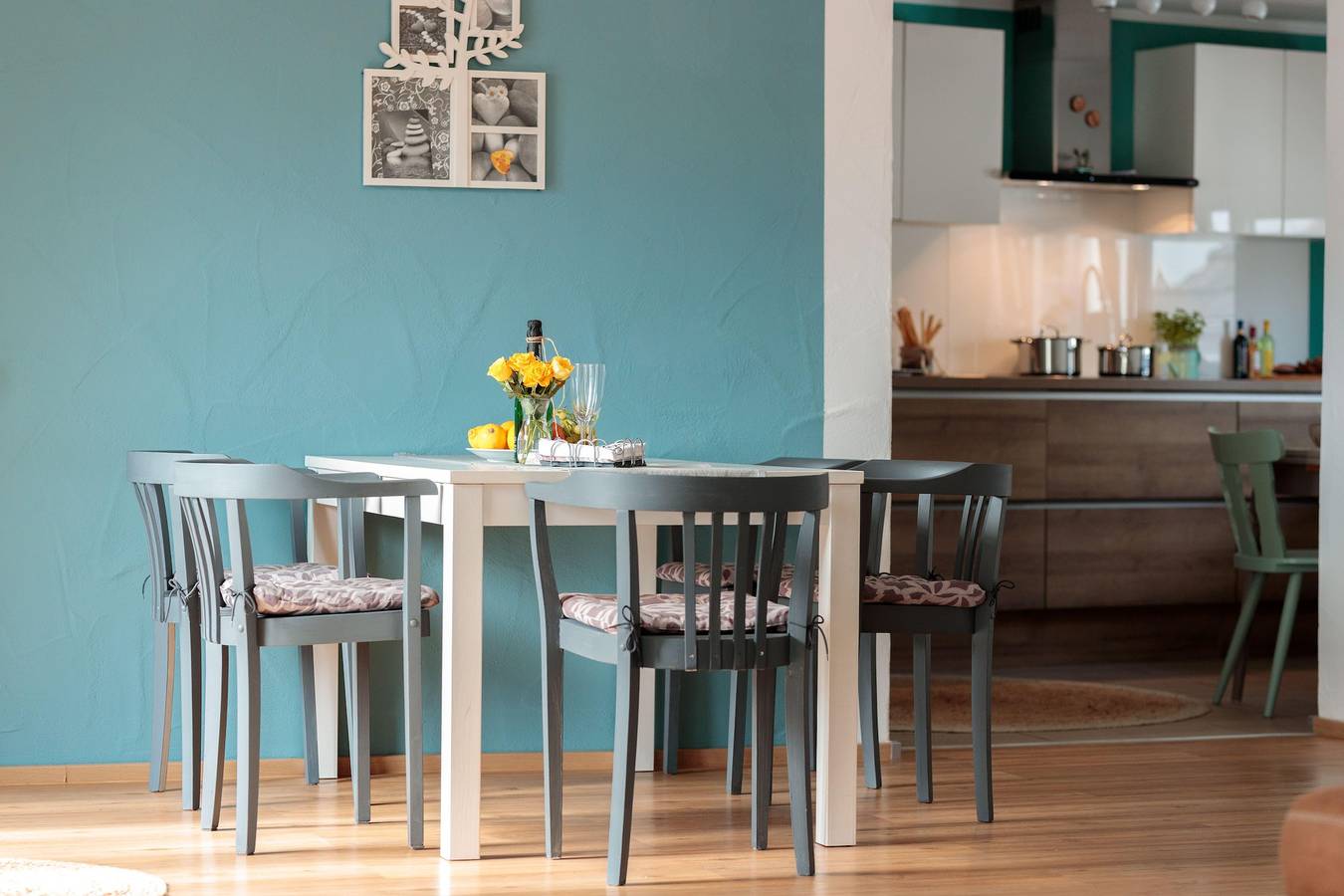 Ganze Ferienwohnung, 4-Bett-Ferienwohnung, 2x Du/Wc, 2 Schlafräume in Gillenfeld, Vulkaneifel