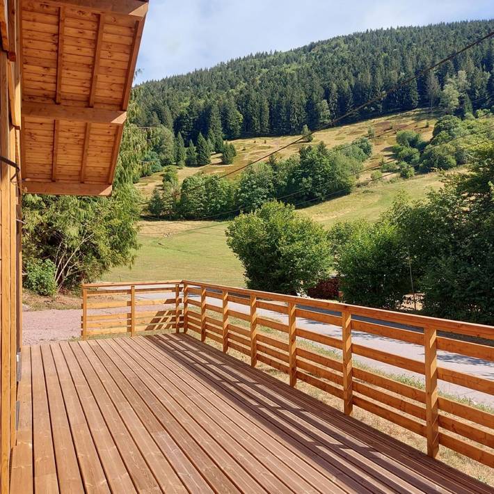 Gîte pour 6 personnes, avec jardin à Rochesson - 2