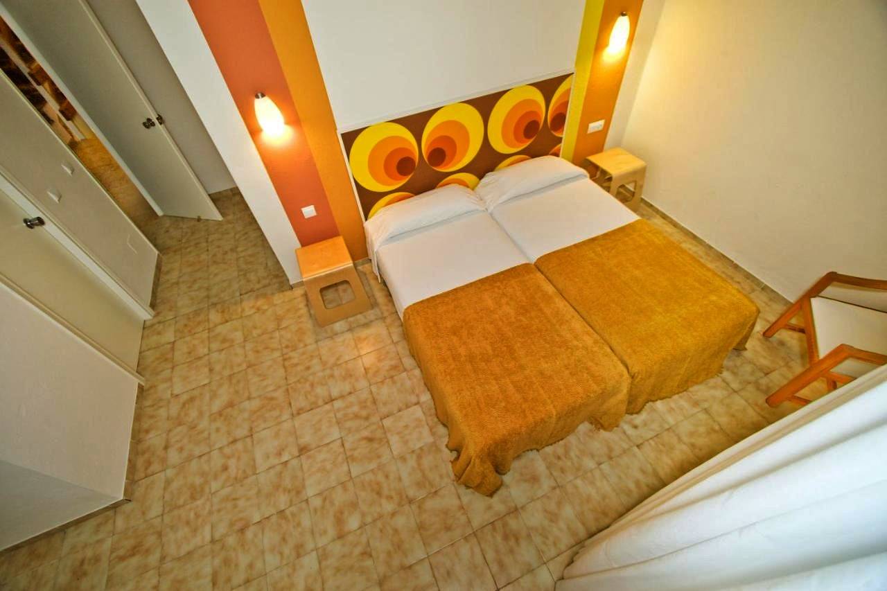 Can Jurat in Ocean Beach Ibiza, Sant Antoni de Portmany