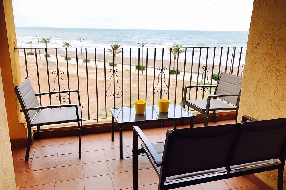 Apartamento entero, Primera linea de mar - Port Saplaya in Port Saplaya, Costa de Valencia