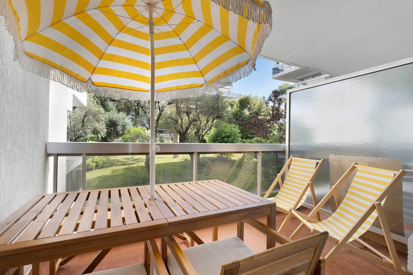 Ganze Wohnung, Appartement „Cosy in Antibes – Gemeinschaftspool, Wlan & Klimaanlage“ in Antibes, Mittelmeerküste (Frankreich)