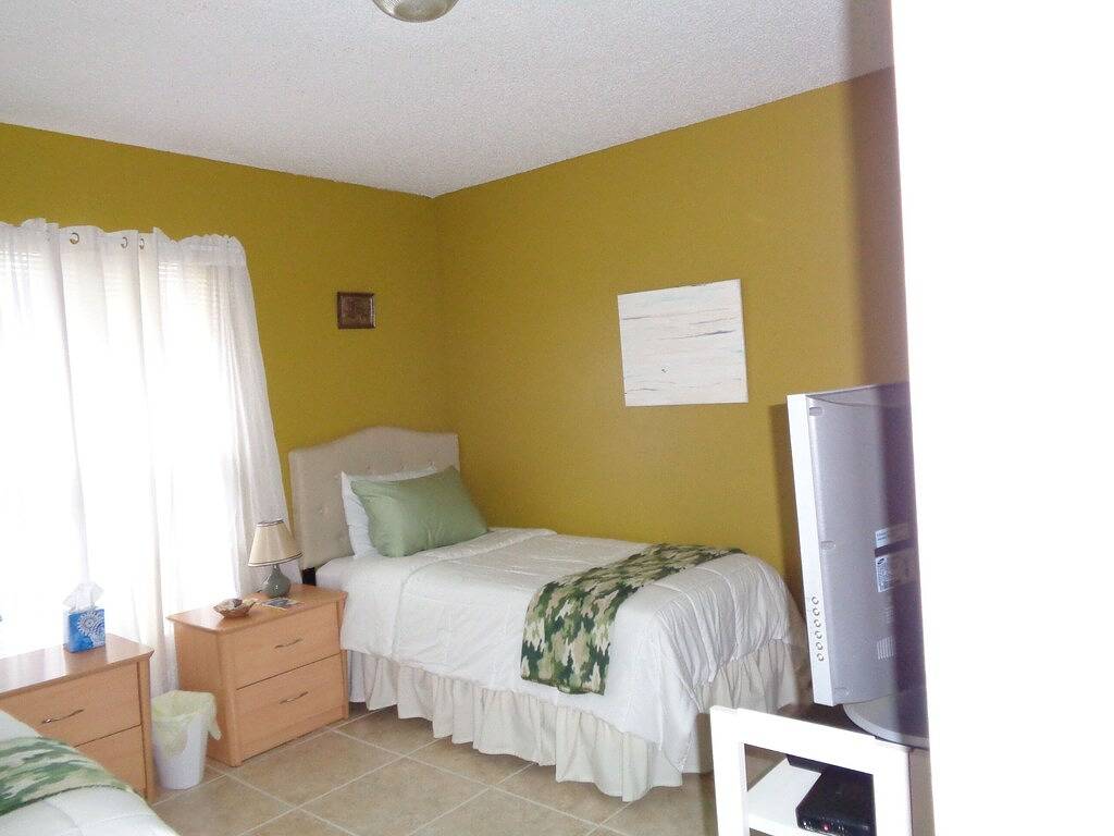 Sauber und komfortabel 3 Schlafzimmer, 2 Badezimmer !! :) in Port St. Lucie, St. Lucie County