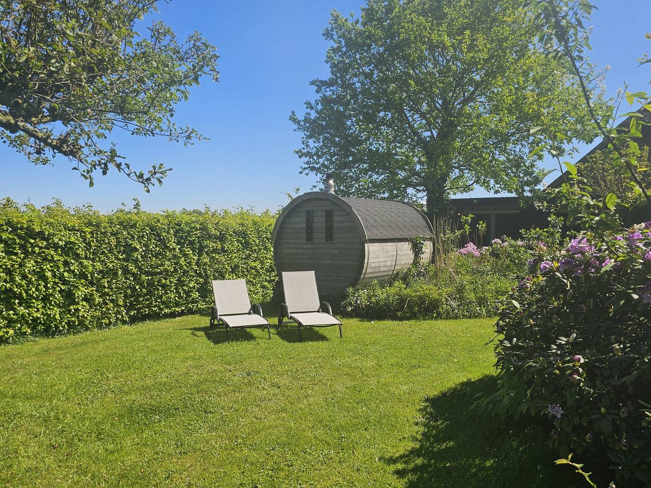 Luxuriöses Wellnesshaus mit Außen Spa und Sauna auf einem idyllischen Anwesen in Drenthe in Nationalpark Dwingelderveld