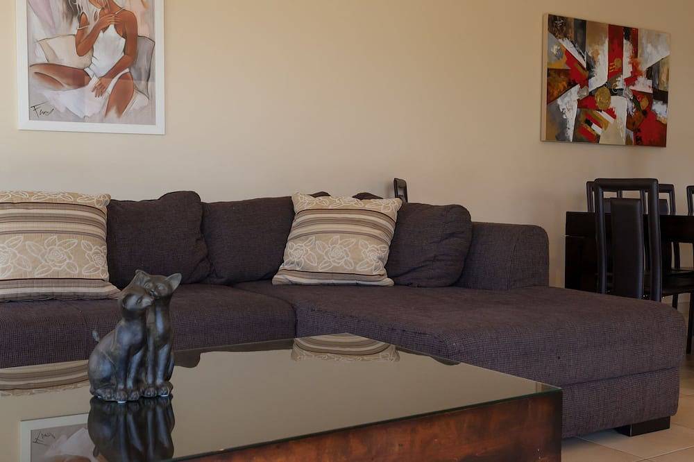 Villa 1 in Sagone 4 bedrooms 140 m2, all comfort 5 minutes from the sea in Sagone, Vico