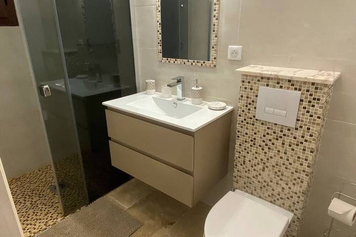 Chambre d’hôte pour 3 personnes, avec piscine à Venaco - 2