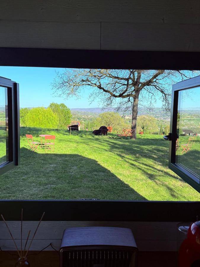 Location de vacances pour 2 personnes, avec vue et terrasse, animaux acceptés à Capdenac - 3