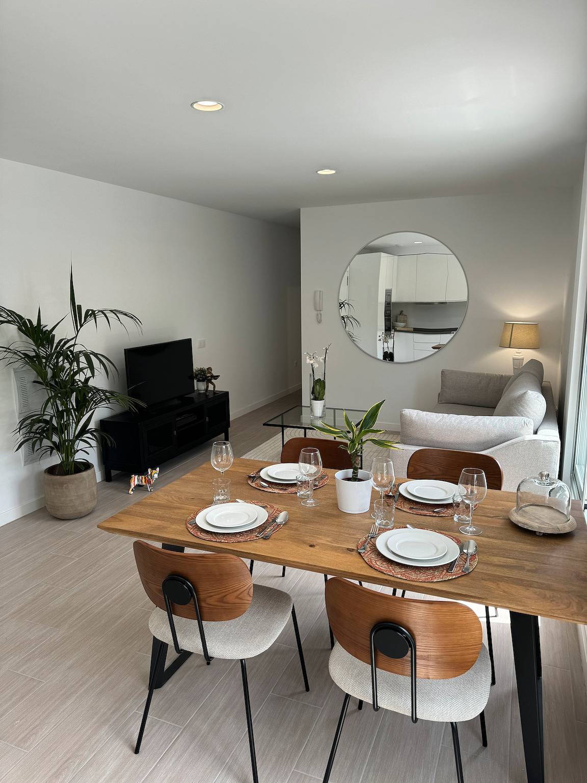 Appartement entier, Appartement de vacances 'Apto Moderno Con Vistas Únicas' avec vue sur la mer, terrasse privée et Wi-Fi in Los Silos, Tenerife du Nord