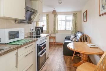 Cottage for 2 People in Burgh le Marsh, Lincolnshire, Photo 4