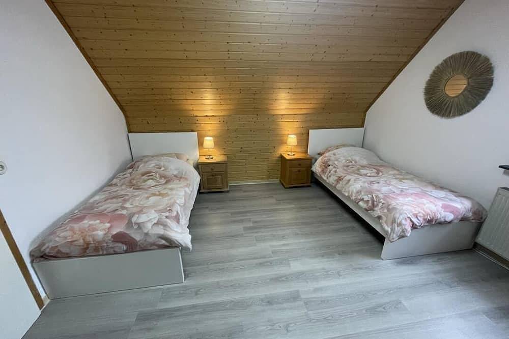 Ganze Wohnung, Schicke Ferien- und Monteurswohnung 53 qm Philippsburg in Philippsburg, Rheinebene