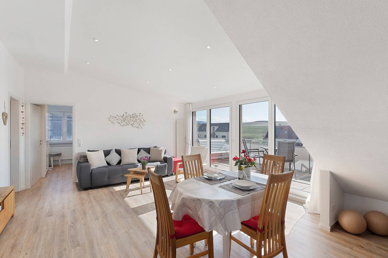 Ganze Wohnung, Ferienwohnung 'Feriendomizil Bergamini' mit Gemeinschaftsgarten, Balkon und Wlan in Bischoffingen, Vogtsburg im Kaiserstuhl