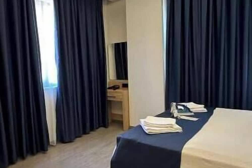 Entire apartment, Silence Garden Suite B8 in Alanya, Antalya Province