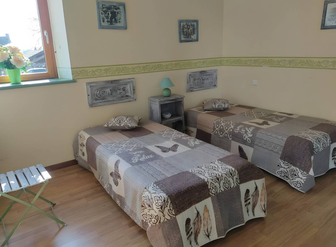 Holiday Home "Gîte Les Hortensias with Pool" – Private Pool, Wi-Fi & Air Conditioning in Trébédan, Dinan region