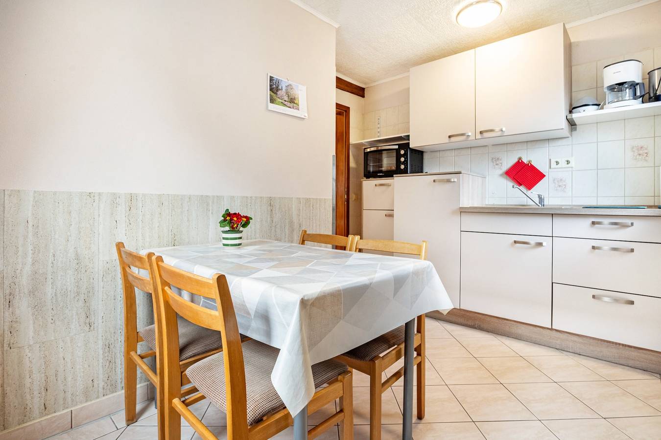 Ferienhaus 'Wohlfühlurlaub' mit privater Terrasse und privatem Garten in Grabowhöfe, Mecklenburgische Seenplatte