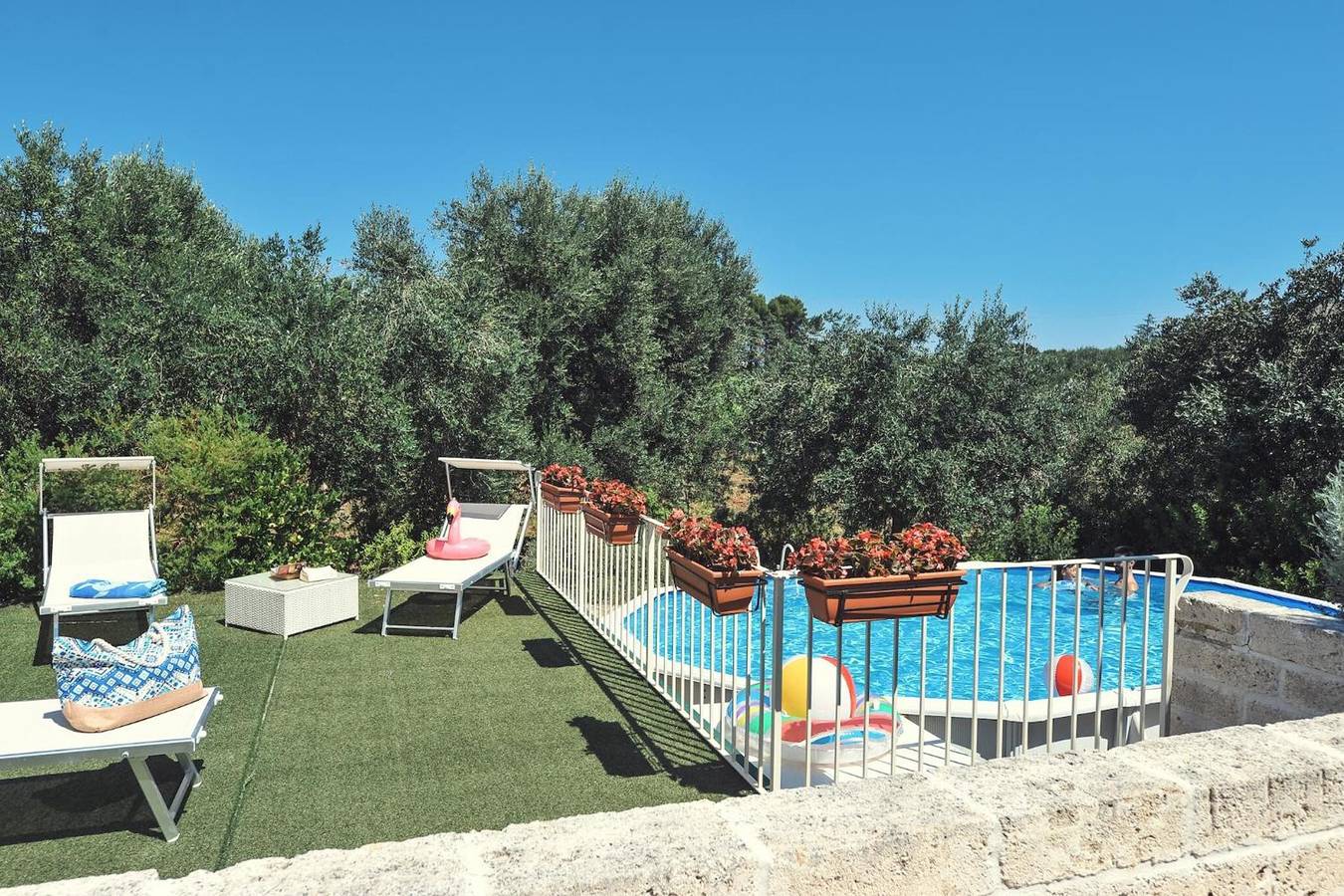 Appartamento intero, Appartamento 'Lamia Pieranna' con Piscina Privata, Wi-Fi e Aria Condizionata in Cisternino, Salento