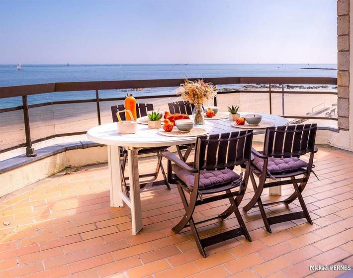 Gîte pour 6 personnes, avec vue et terrasse dans Kasino de Larmor Plage