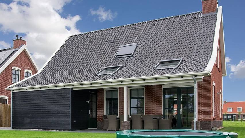 Vakantiehuis voor 10 personen, with tuin and sauna as well as whirlpool and terras in Colijnsplaat