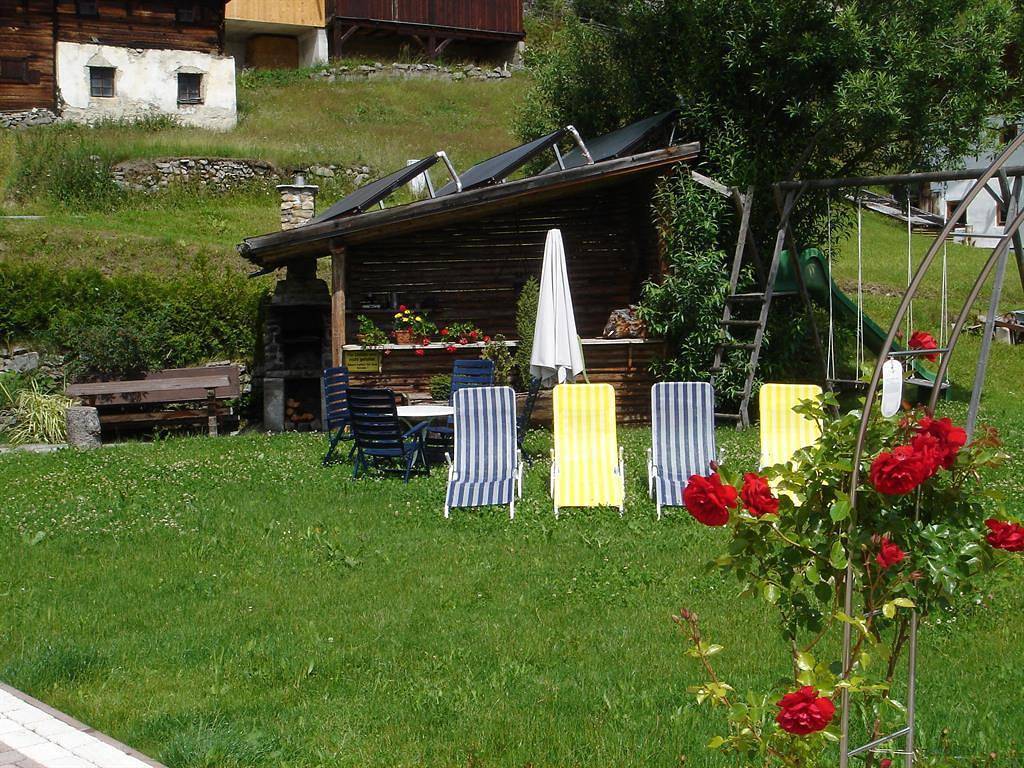 Ganze Ferienwohnung, Appartement 2 - mit Balkon in Umhausen, Ötztal