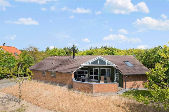 Ferieudlejning for 6 personer, med sauna og terrasse i Ulfborg