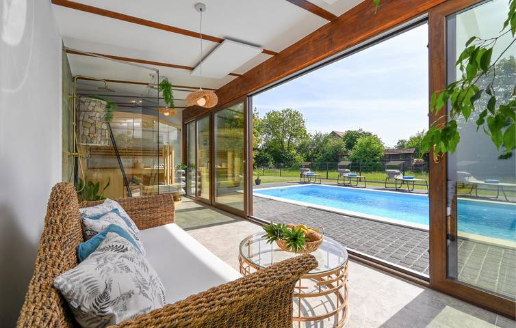 Sonnige 2-Zimmer-Wohnung mit Pool, WLAN und Parkplatz in Medimurje