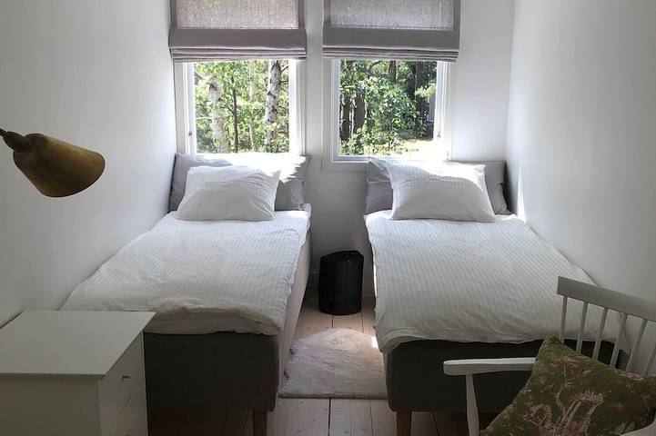 Schwedenhaus im Stockholmer Schärengarten – Sauna, Terrasse & Baden am Meer in Nacka, Stockholmer Schärengarten