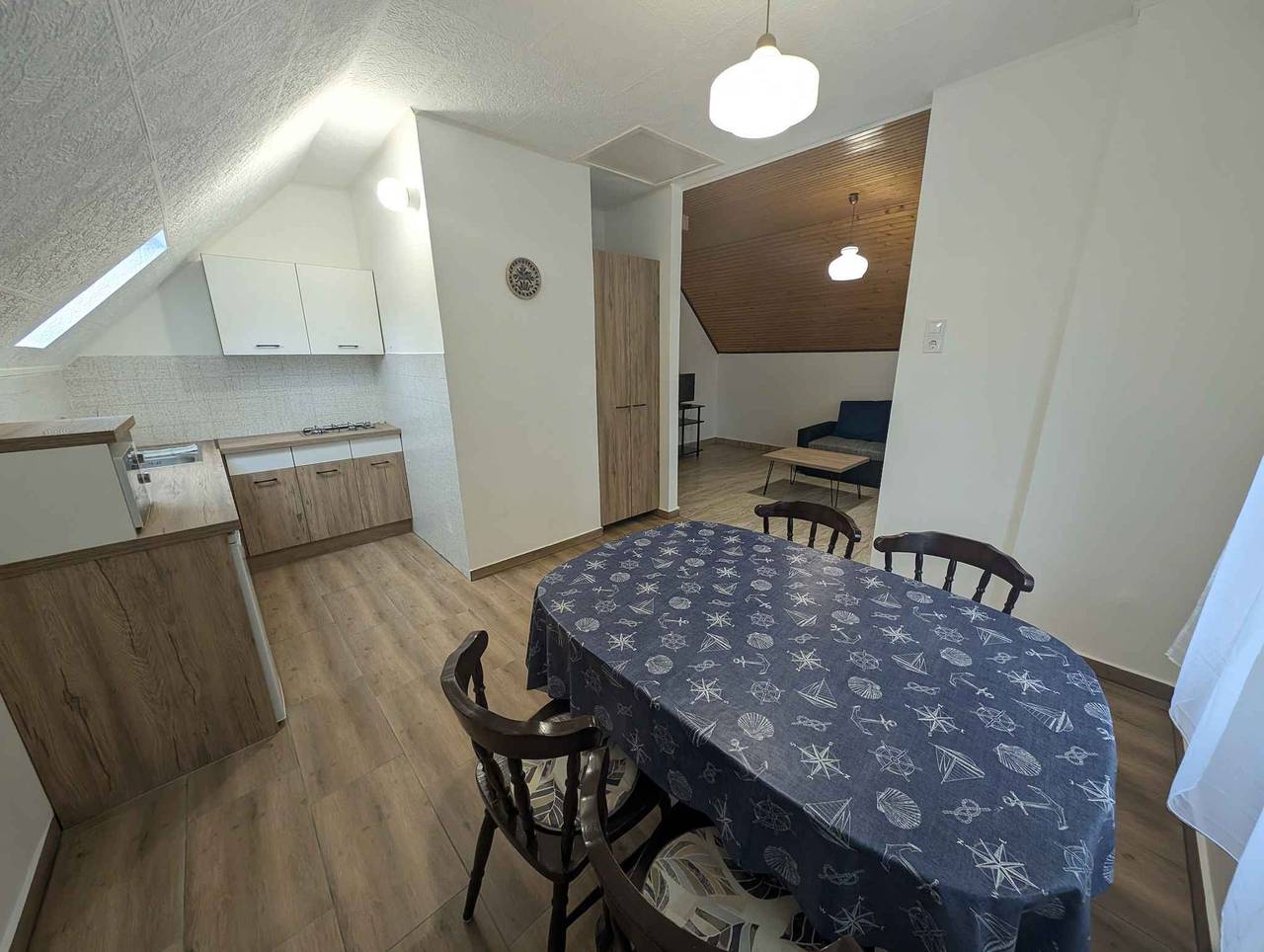 Ganze Ferienwohnung, Ferienwohnung mit Wlan, Terrasse und Klimaanlage in Zamardi, Siófok und Umgebung