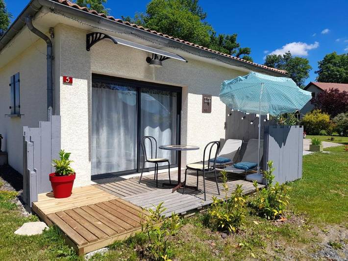 Gîte pour 2 personnes, avec jardin et vue à Saint-Pierre-le-Chastel