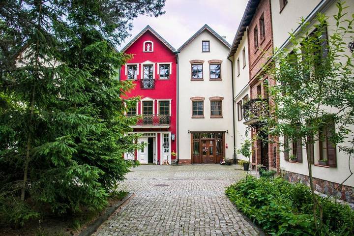 Maison d’hôte pour 2 personnes, avec Terrasse et Jardin ainsi que Piscine et Vue en Pologne - 4