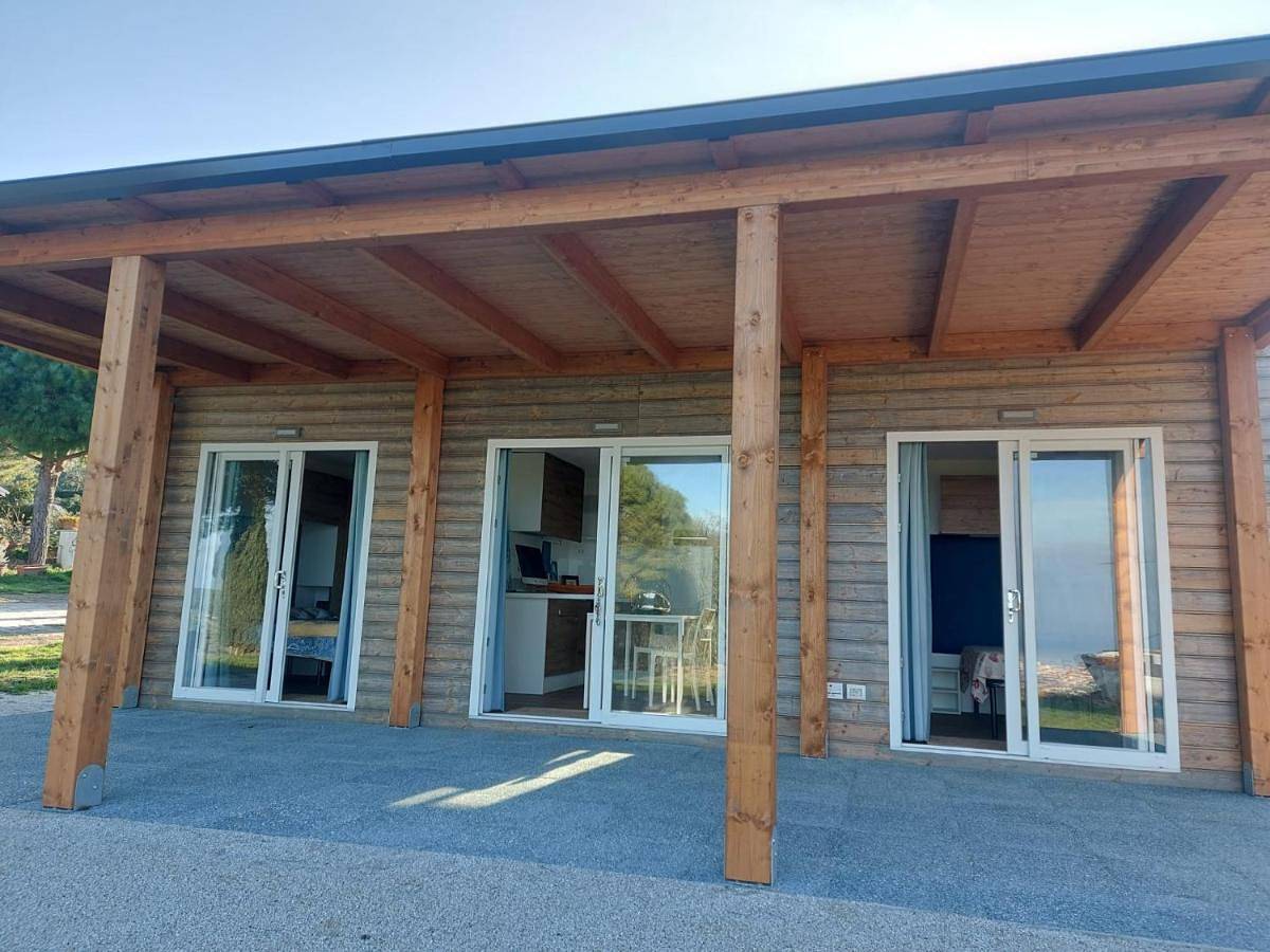 Deluxe Bungalow with Sea View in San Vincenzo, Costa degli Etruschi