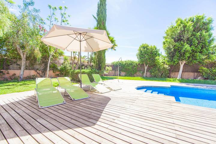 Correfoc - Bonita villa con piscina privada en tranquila urbanización. Wifi Gratis in Crestatx, Sa Pobla