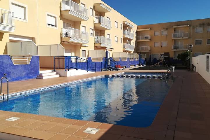 Ferienwohnung für 4 Personen, mit Pool und Balkon