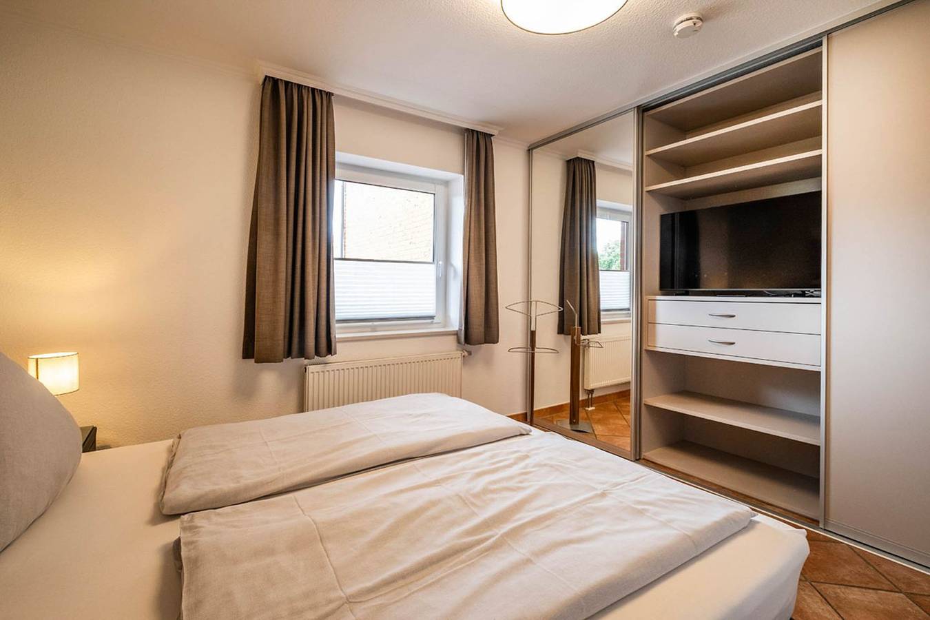 Ganze Wohnung, Ferienwohnung für 2 Personen direkt am Nordseedeich in Hauptstrand Büsum, Dithmarschen