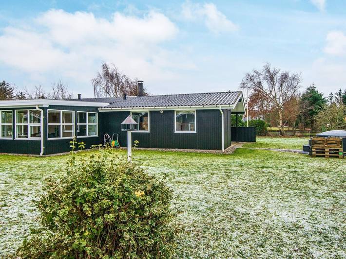 Ferienhaus für 7 Personen, mit Whirlpool und Terrasse sowie Garten in Nørhede Vest - 2