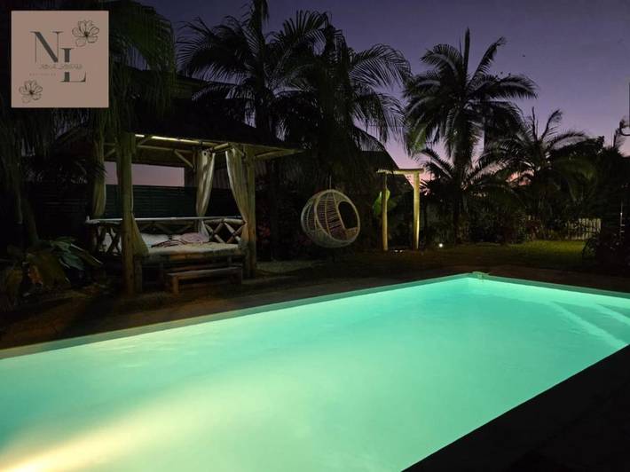 Appartement de vacances pour 2 personnes, avec vue et jardin ainsi que terrasse et piscine