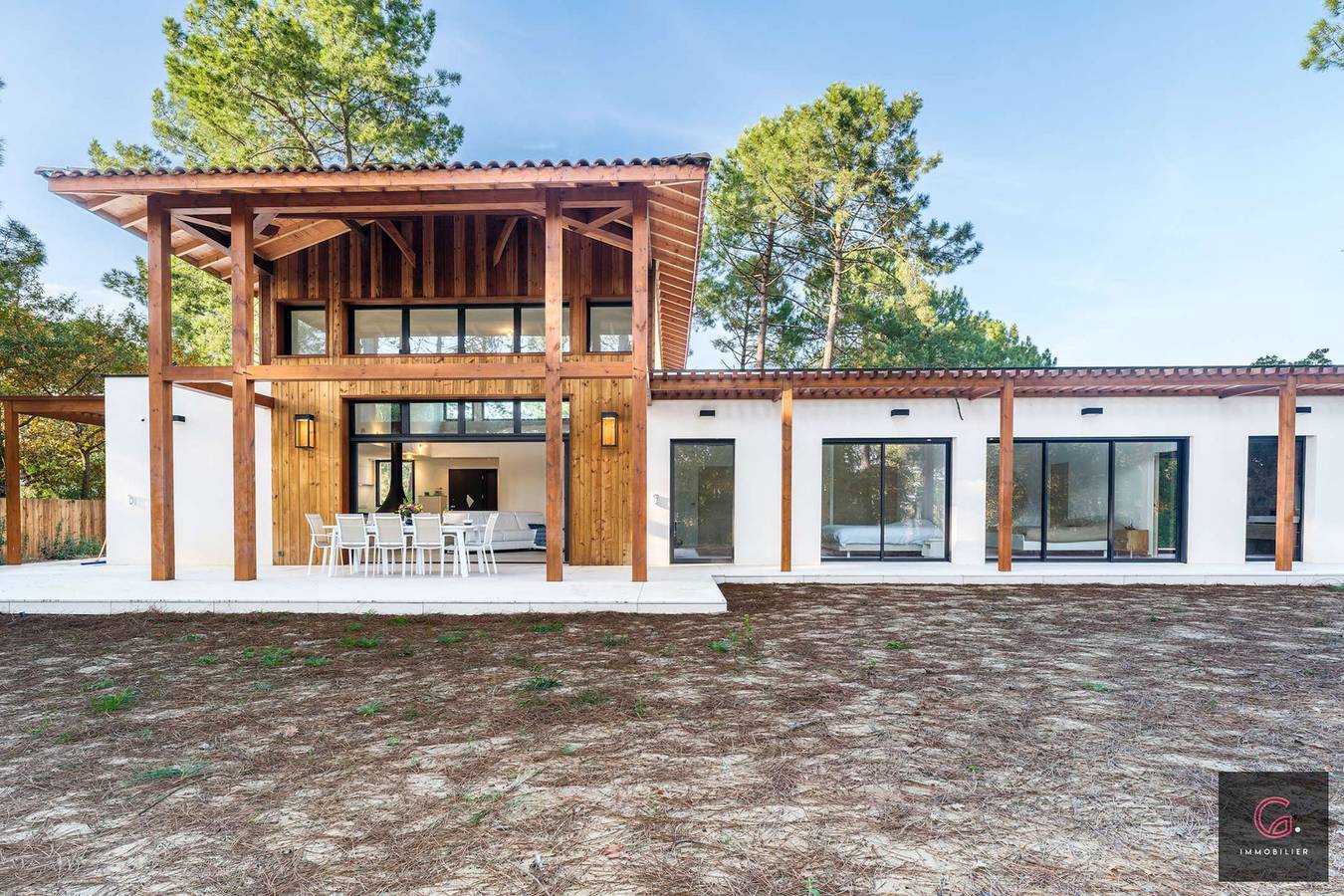 Biscarrosse Lac Villa de charme Pmr climatisée avec vue sur le golf  pour 8/10 personnes in Biscarrosse, Côte d’Argent